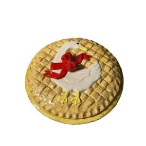 Goose Red Ribbon Ceramic Pie Dish w/ Lid Vintage CottageCore Farmhouse Christmas